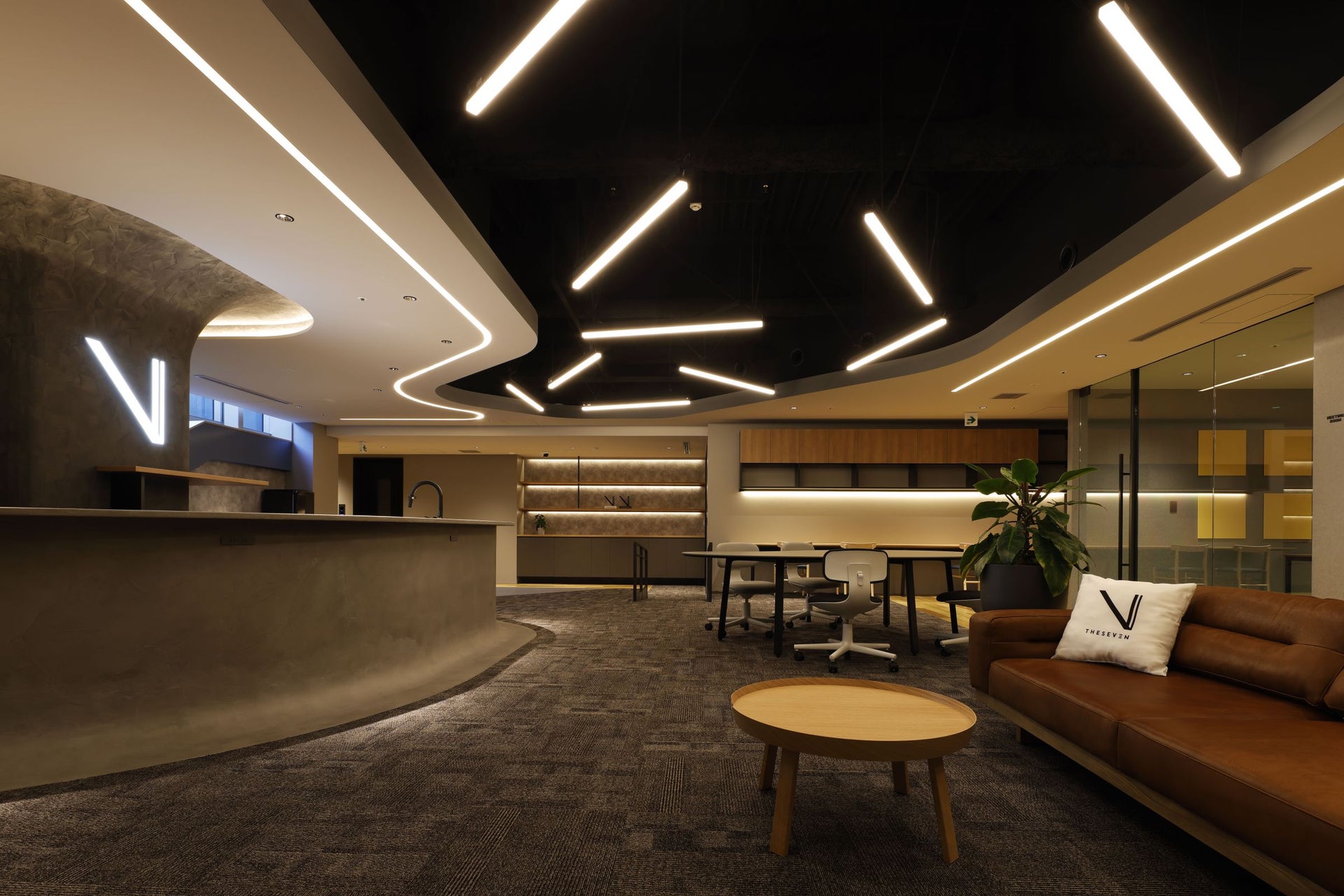 株式会社THE SEVEN B1Fオフィス1